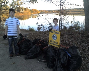 young volunteers at Fall 2013 cleanup